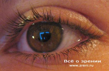 Ученые из Стэнфорда создали фотогальванический глазной имплант, не требующий отдельного источника питания.